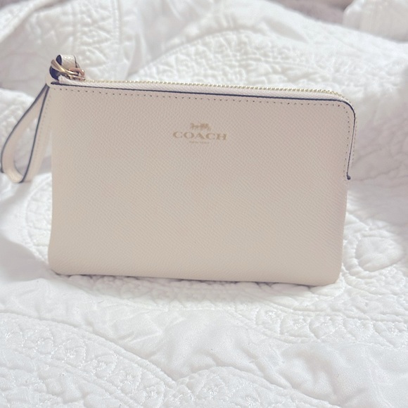 Coach Handbags - NEW with Tags • COACH Wristlet • Small Leather Zipper Wallet Pouch